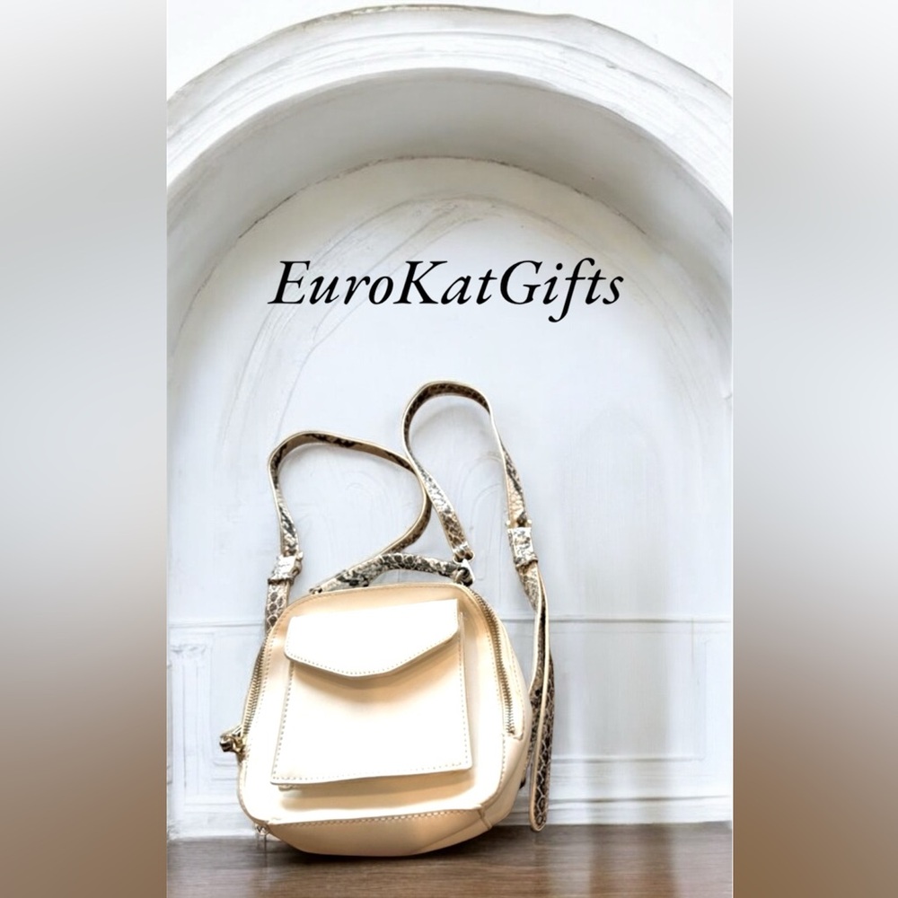 FREE PEOPLE Cream White Grey Convertible Backpack Crossbody Bag H7"xW6.5"NEW